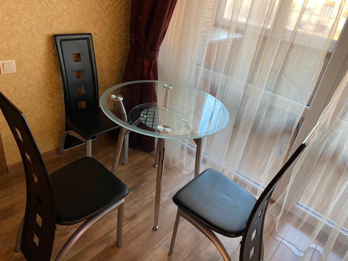New Apartments With Panoramic Views On Avenue Nauky 카리프 외부 사진