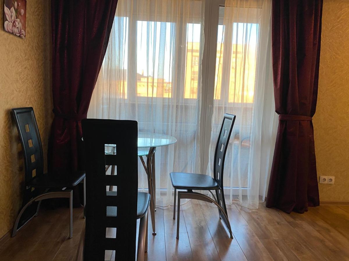 New Apartments With Panoramic Views On Avenue Nauky 카리프 외부 사진