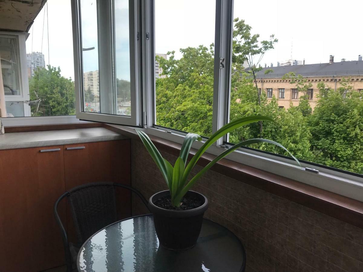 New Apartments With Panoramic Views On Avenue Nauky 카리프 외부 사진