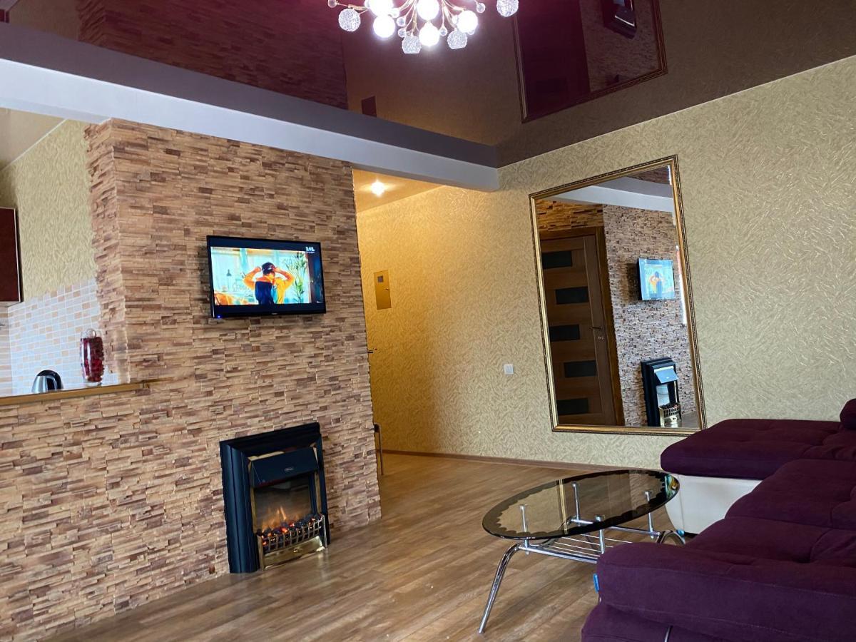 New Apartments With Panoramic Views On Avenue Nauky 카리프 외부 사진